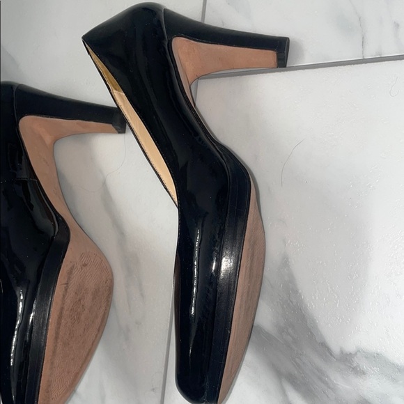 Black Patent Leather Platform Pumps - Picture 5 of 12